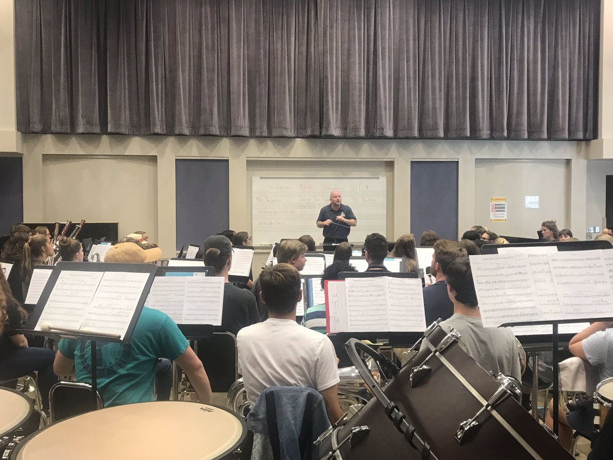 North Johnston High School rehearsing and learning with the Symphonic Band of <a href="/UNCWilmington/">UNCW</a>!! #JoComusicmakers