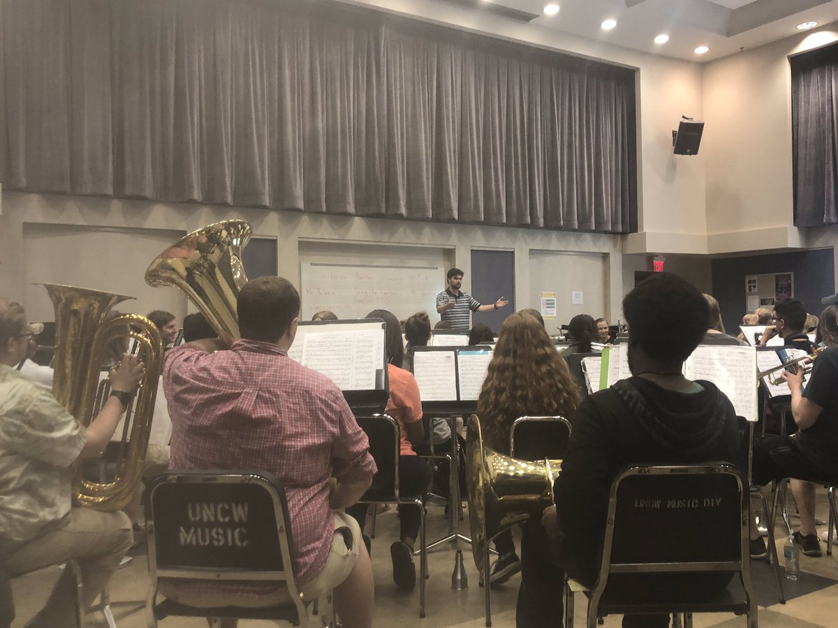 NOJOBand's tweet photo. North Johnston High School rehearsing and learning with the Symphonic Band of @UNCWilmington!! #JoComusicmakers https://t.co/KhNnCHOcLp