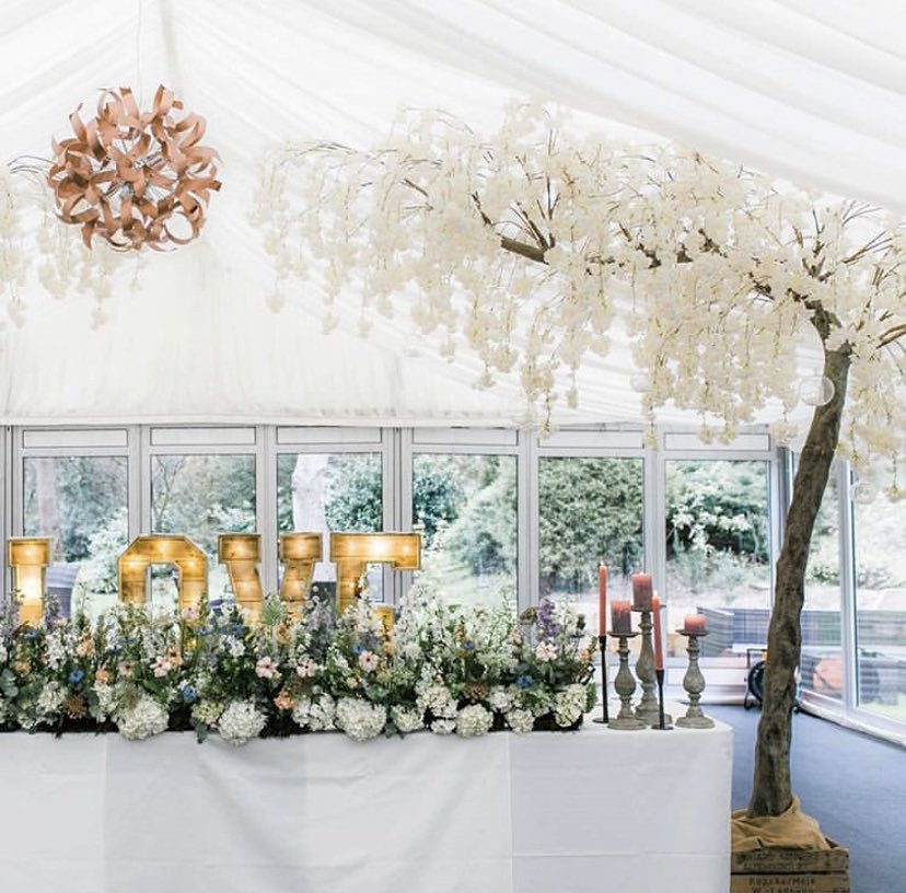 Stems Design (@stemsdesign) on Twitter photo We just had to repost these absolutely gorgeous photographs from the <a href="/WoodmanThunder/">The Woodman Inn</a> Wedding Showcase last Sunday! If you are looking for a beautiful woodland venue get in touch with the Woodman Events Team! <a href="/annabeth_photos/">annabeth.photos</a> 📸🍃🌸 #weddinghour #wedding #bouquet #love #bride We just had to repost these absolutely gorgeous photographs from the <a href="/WoodmanThunder/">The Woodman Inn</a> Wedding Showcase last Sunday! If you are looking for a beautiful woodland venue get in touch with the Woodman Events Team! <a href="/annabeth_photos/">annabeth.photos</a> 📸🍃🌸 #weddinghour #wedding #bouquet #love #bride