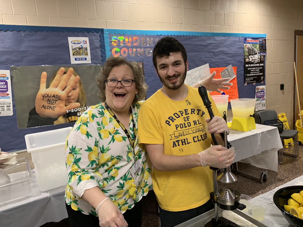 LEWhershey's tweet photo. Making Lemonade out of Lemons!  #hhslearning https://t.co/HYI2n8fExK