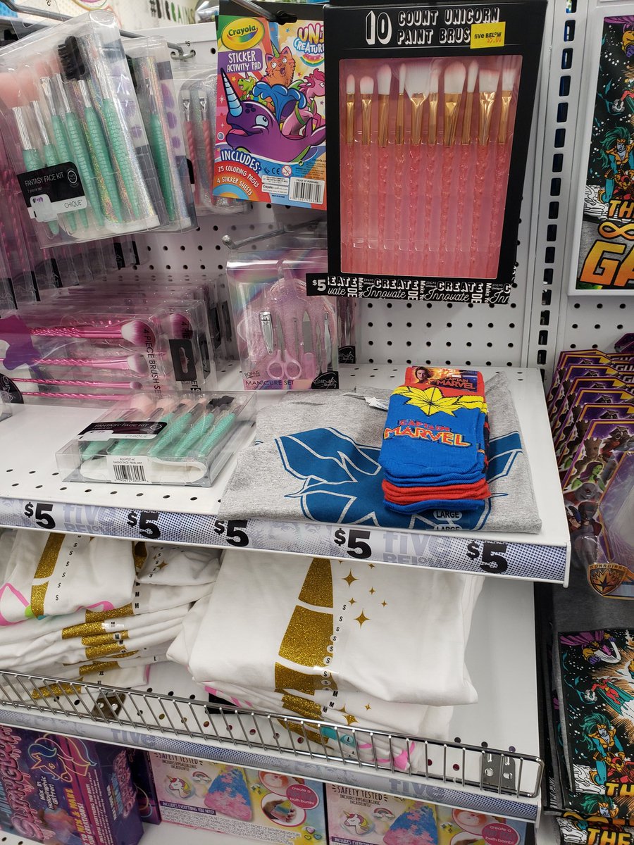 AliceREMillaFan's tweet photo. The #captainmarvel  merchandise was next to this display of #unicorn related things.. it's meant to be! 😊..i had to move the CM stuff over a bit to get it all in one pic..three things i adore..Unicorns, Captain Marvel, and @brielarson 💜💙💚💛🧡❤🦄 #caroldanvers https://t.co/ylDzKONzQN