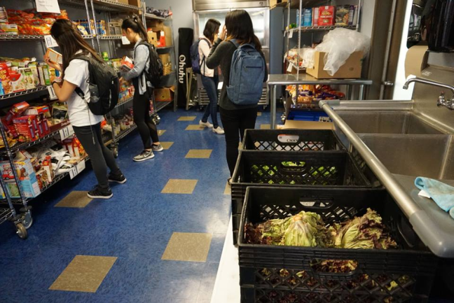 bkmOfficeWorks's tweet photo. We are supporting the UC San Diego Triton Food Pantry this month! 
If you have any of the below items, help us make a difference in our local community and please drop them by our Showroom!
Did you know?Food insecurity is something that is rarely talked about on school campuses. https://t.co/yCBtPgVNKC