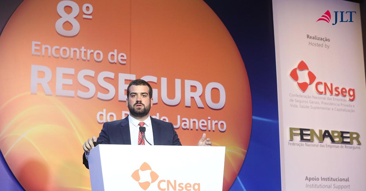 jlt_brasil's tweet photo. Pedro Farme, vice-presidente de Treaty da JLT Resseguros, participou do painel Proposta de cobertura para eventos catastróficos no 8º Encontro de Resseguro e conta sobre a importância de proteger a perda de renda e de vidas => https://t.co/6B7UYCztMS https://t.co/mcaMNHALD2