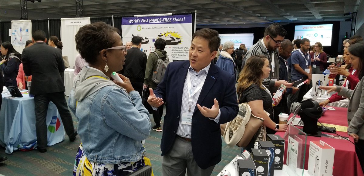 PhysioCue's tweet photo. PhysioCue honored to attend the Aging Into The Future Conference: Amazing to see 800 seniors, family members, investors and students so eager to learn about Aging tech. Many people tested PhysioCue devices and liked our devices. https://t.co/erbWiOHdn5