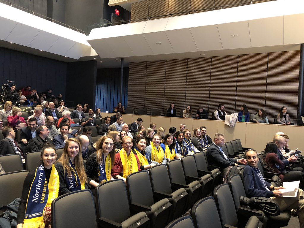LUSciComm's tweet photo. @chelseapike5 got a lot of support from her posse 🙌🙌
#GoSCOM! https://t.co/V3aPvQCsoN