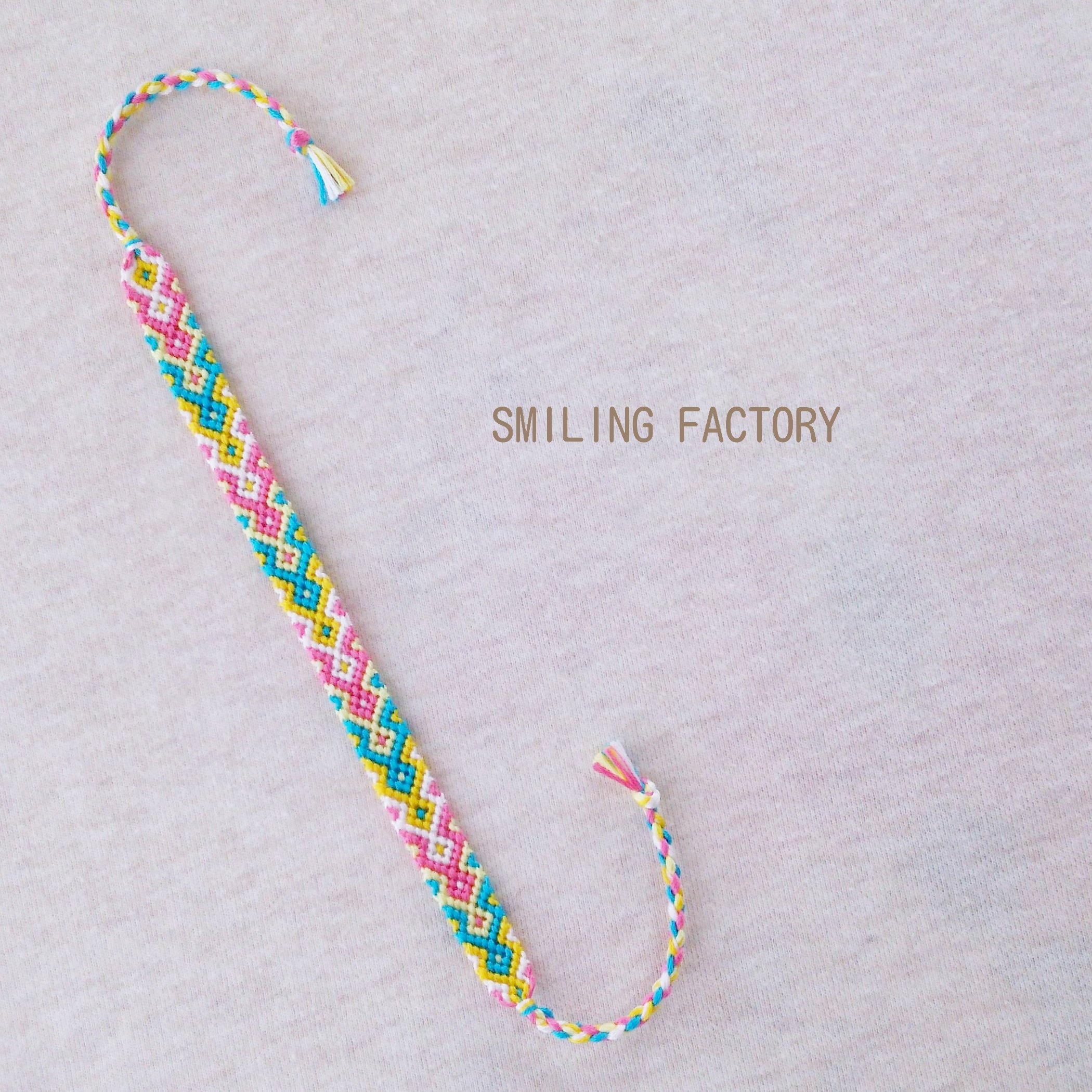 Yaaya Smilingfactory この色の組み合わせ 可愛いな ハンドメイド Handmade ミサンガ Friendshipbracelet ブレスレット アンクレット ひし形 ひし形模様 Rhombus ピンク 水色 黄色 イエロー 白 キュート かわいい オーダー オリジナル