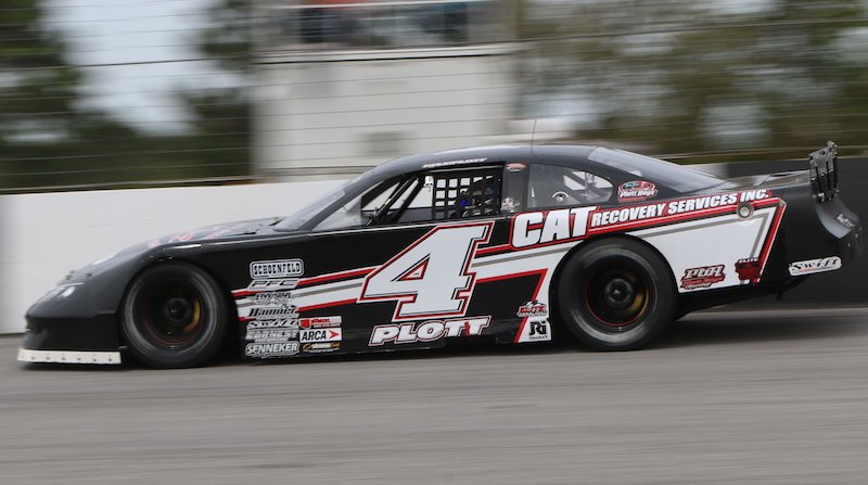 RacingAmerica's tweet photo. Georgia Boy Hopping to @hickoryspeedway for #EasterBunny150 Debut 

Full story: https://t.co/wjjJzIJMxy

@KylePlott @PASSSLM14 https://t.co/p3k0cGU1zg