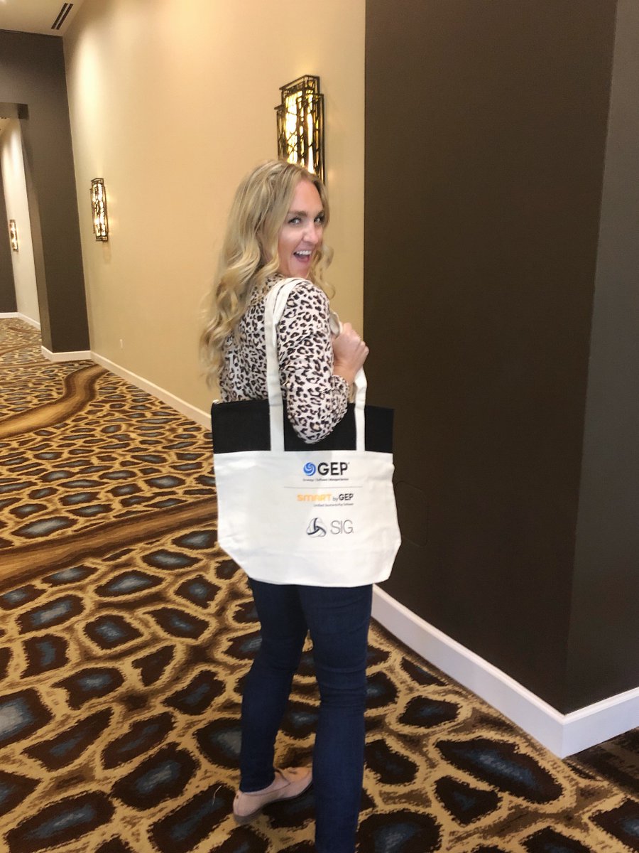 SIGinsights's tweet photo. These @GEP_Worldwide bags are perfect to hold all your #SIGspring19 Summit swag. https://t.co/17LEP77ucs