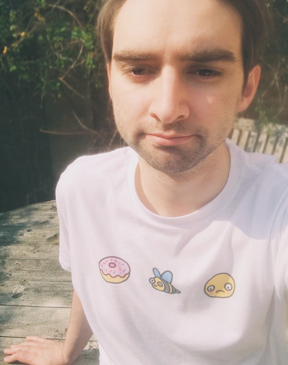 🍩🐝 Merch 🍩🐝 

it's my first ever merch, for a limited time. available as a hoodie, tshirt, mug, or print. sorry I did not have a model friend or even someone to hold the camera for me lol. u will look much nicer

represent.com/shittywatercol…