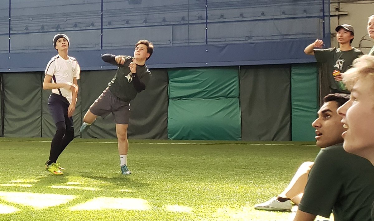 ICEGardner's tweet photo. Varsity Ulti upping their game at today's tournament. Thanks to our two niners for playing up #ultimatemarathon #eachpointcounts https://t.co/V7vVJDjImT