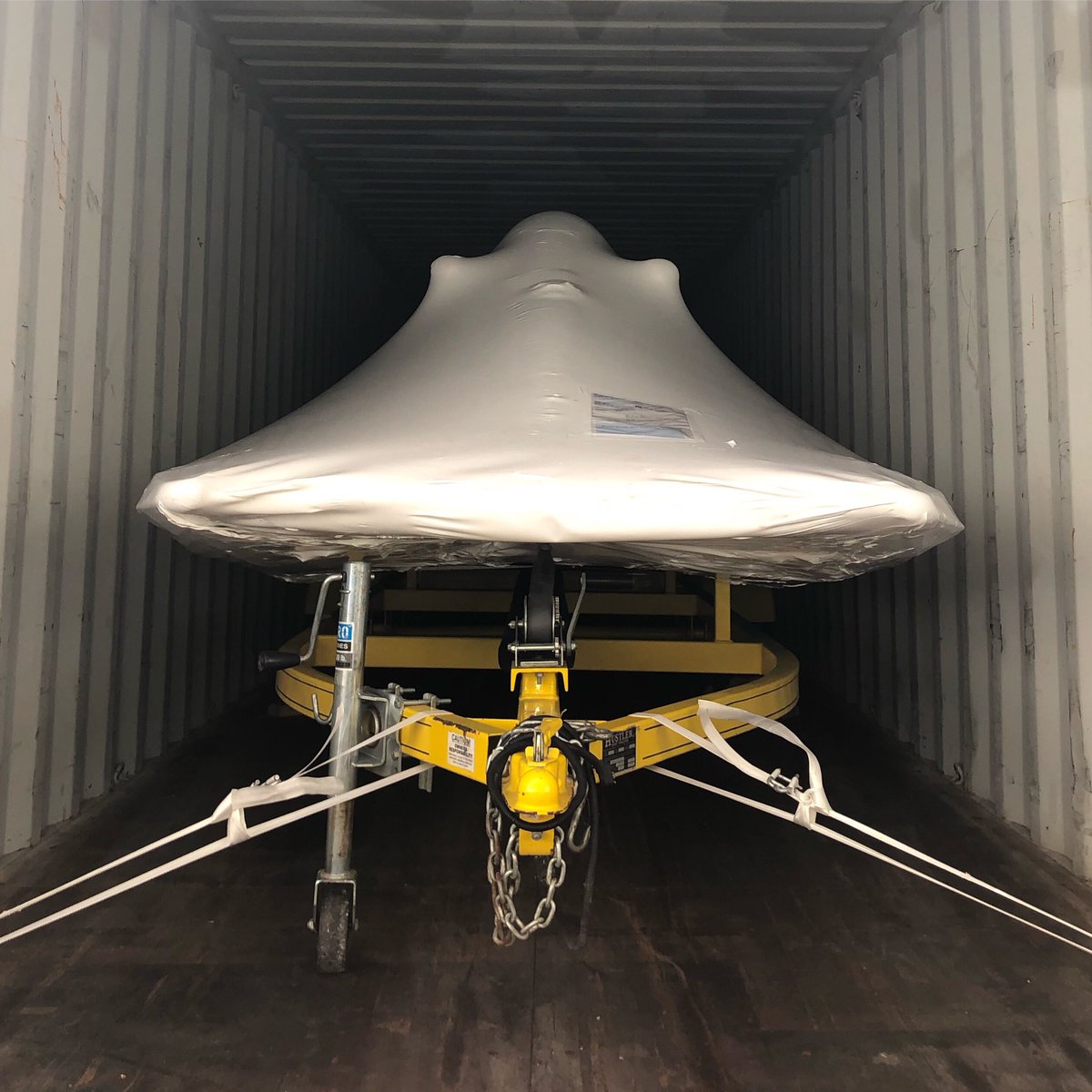 WTDC's tweet photo. Did you know that a flat bottom racing boat can reach speeds up to 60 knots?!
Contact WTDC for all your boat and vehicle shipping need ๐ค๐
#vehicleshipping #boatshipping #miami #foreigntradezone #logistics #boatexport #miamiboatshipping #vehicleexportmiami https://t.co/Pg9lJCsaEY