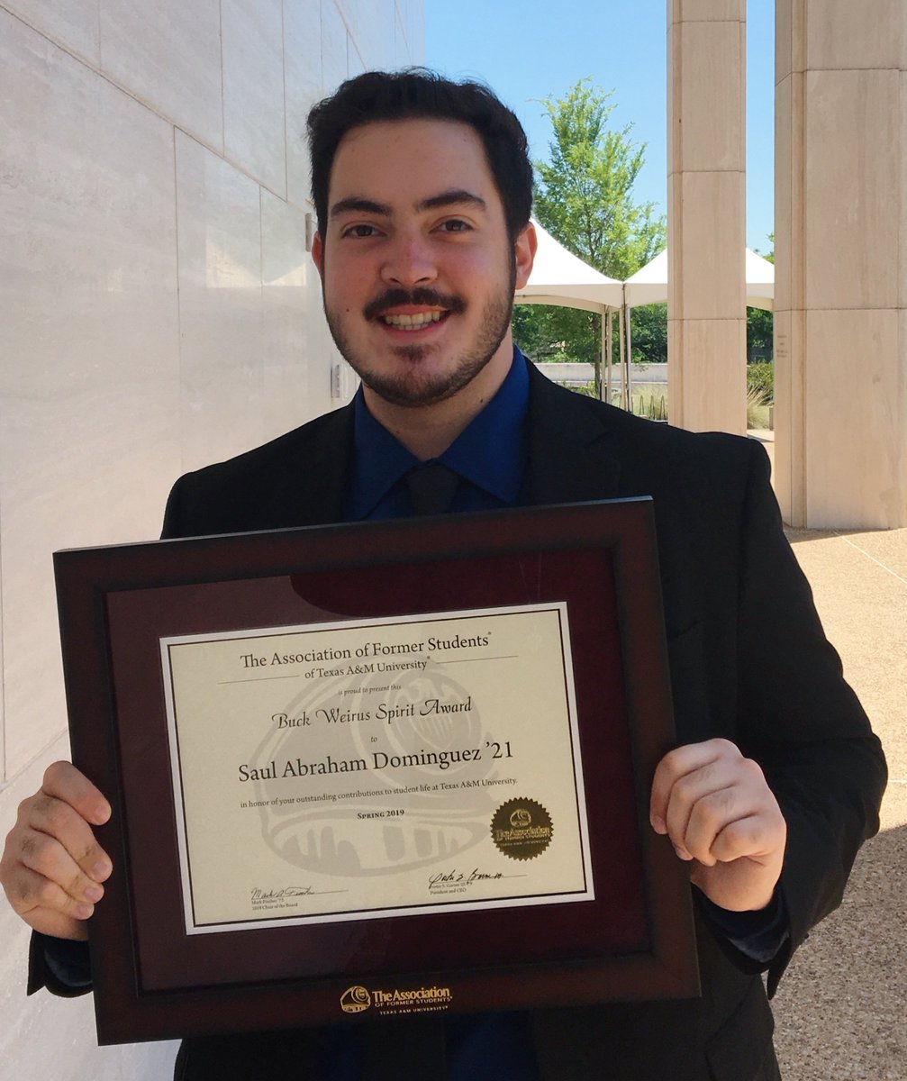 MSC_CAMAC's tweet photo. Congrats to our Vice chair/future Chair, Saúl Dominguez for being awarded by The Association Of Former Students with, The Buck Weirus Spirit Award.
#makeusproud #msccamac #whoop #latinx https://t.co/sMVrIIQmF2
