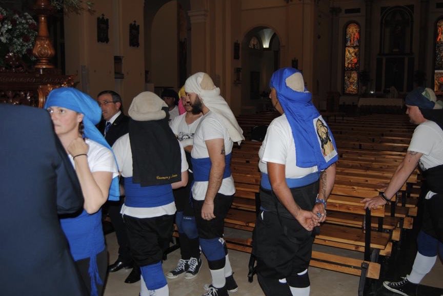 EvaReverte's tweet photo. Hoy es un día especial de la #SemanaSantaDeÁguilas, he acompañado a la procesión del Prendimiento, Oración en el Huerto, Santiago Apóstol y Maria Santísima de la Amargura

Procesionan mezclando tradición con mucha pasión, se refleja en la mirada tanto en niños como en adultos. https://t.co/Lbu4H3noS4