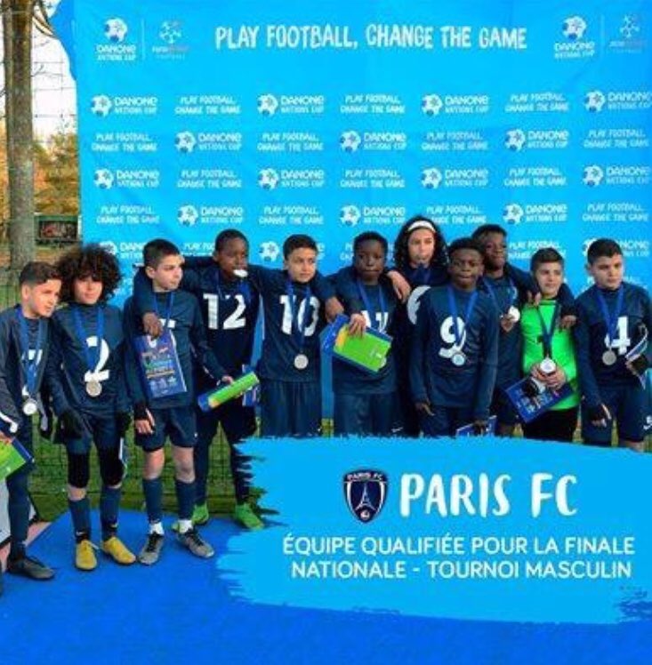FrancoisEyraud's tweet photo. Parce que la jeune génération a le pouvoir d’agir pour le monde de demain, la Danone Nations Cup permet à des milliers de jeunes de vivre leur rêve et d’agir en les sensibilisant aux gestes eco responsables et à une alimentation saine et durable #PlayfootballChangeTheGame 
#OPOH https://t.co/4ZNXvklssI