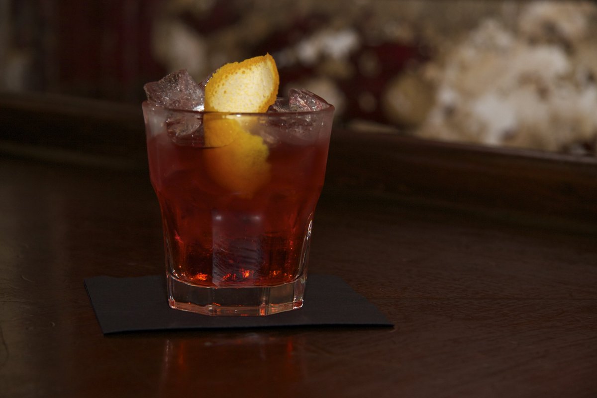 Happy Happy Hour(s)!

HAPPY HOUR 5P-8P. $8 Craft Cocktails, $6 Jameson Neat, $4 Select Craft Drafts, $1 Popcorn, more

LATE NIGHT HAPPY HOUR 10P-11P. $5 Trestlewide &amp; Well Spirits, $3 Yuengling Lager Can, more

#happyhour #cocktails #draftbeer #rivalsons #truewidow #cinedelphia