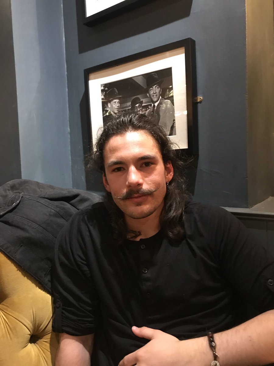 elisabaker78's tweet photo. @thronecast hey thronecast, my friend can’t decide if he is Jon snow or jack sparrow, what do you think? https://t.co/Hi5MSUN1Dz