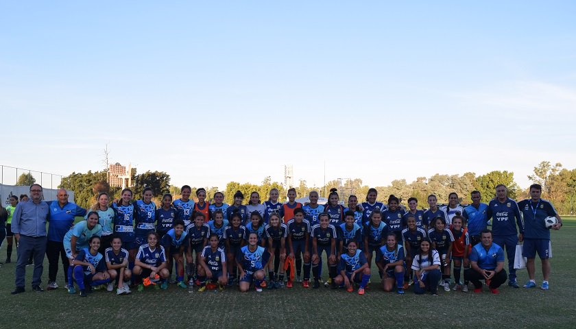#FútbolFemenino Para finalizar la semana, la Selección Sub 20 disputó un amistoso ante un combinado de la provincia de Misiones. Muchos goles en la tarde de Ezeiza ➡ https://bit.ly/2Iq7z1z