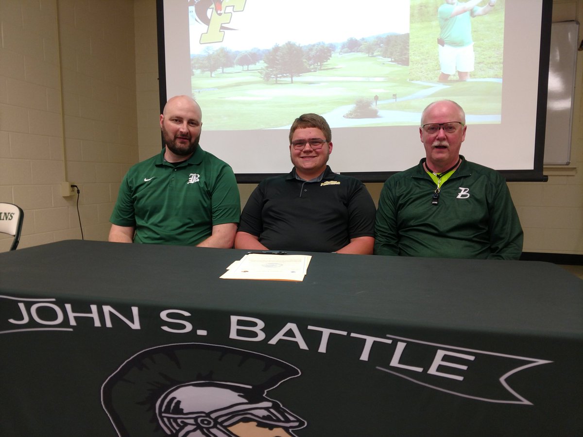 AuxGuardian's tweet photo. Thank you so much @JSBGolf and Coach Odum and Coach Adkins for the last four years. Your support and encouragement of @BeachVance made this moment possible! https://t.co/3KHfrgFbYn