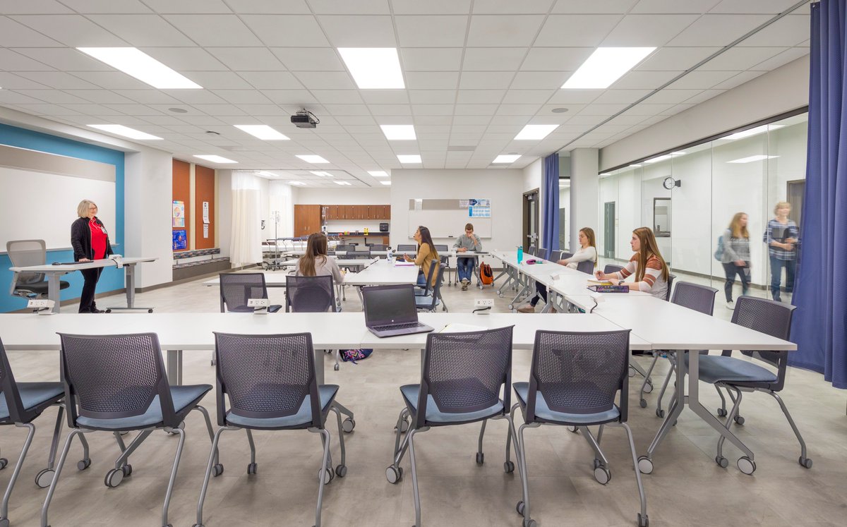 nwciowa's tweet photo. Northwestern’s Jack and Mary DeWitt Family Science Center provides biology, chemistry and nursing students with state-of-the-art-facilities to match the exceptional science education and career preparation Northwestern is known for.
More photos: https://t.co/AdlNmyHyFs https://t.co/vZFBNNJn1z