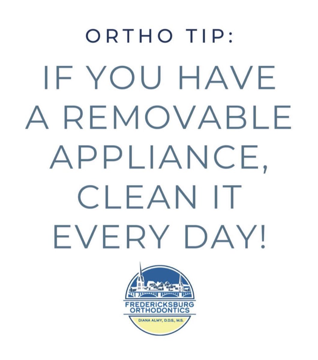 Great ortho tip from one of our fabulous orthodontists! Don’t forget that you can use orthodontic reminders to help you remember to clean your appliance! #reminder #orthodontext #protip #stayontrackwithtreatment #retainerreminder #aao #aao2019 #fredbraces #bestpractice #pearls