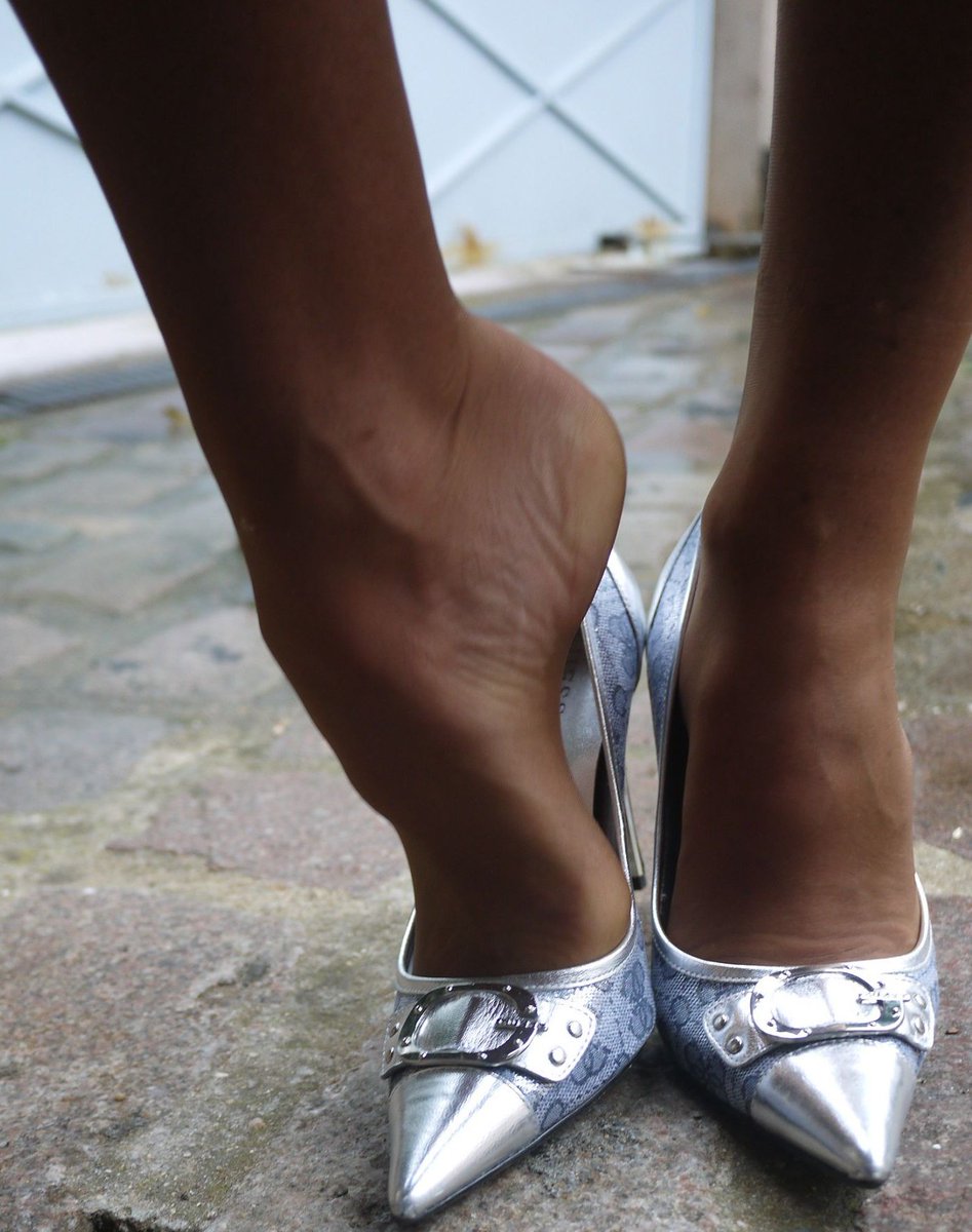 Highheelmodel's tweet image. 