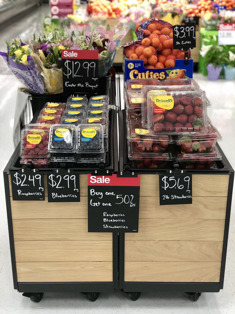 AKinthiseng's tweet photo. #T1314’s PFresh Garden has a full assortment of Fresh picked Berries, Flowers and Seasonal favorites! #BluffInAintEasy #ButItSureIsFun #Berries @Kenzieflynn91 @Tim_Heit @BreeFromTarget @leachmanjohn @Jessica_berry23 https://t.co/PivjgtA0Fg