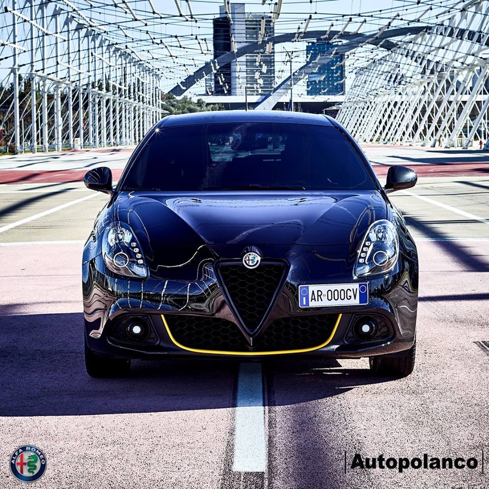 auto_alfa's tweet photo. #Giullieta tiene todo para enamorarte dentro y fuera de la pista. https://t.co/5VzSgBnopH