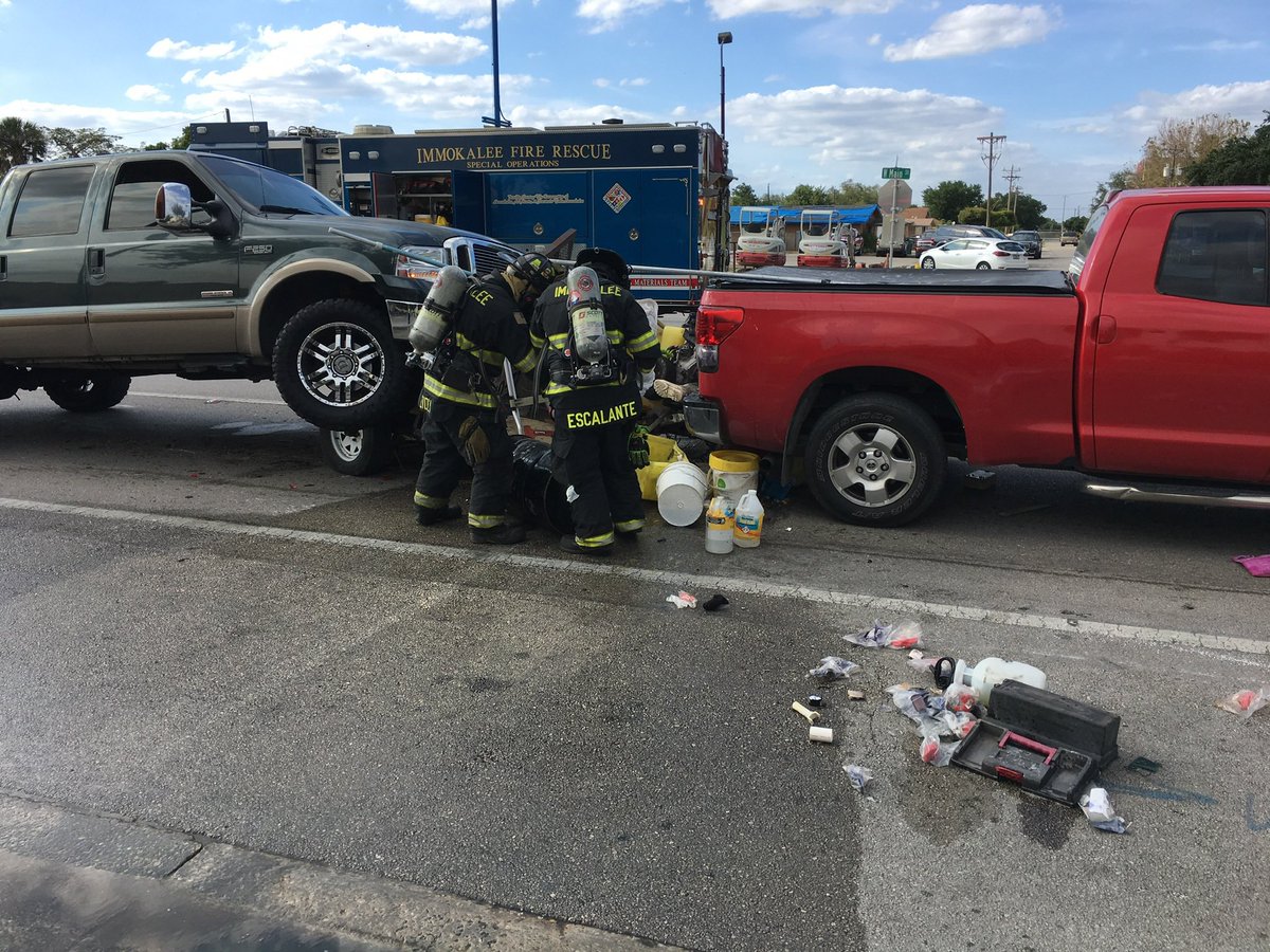 TRAFFIC ALERT: We are working a two vehicle crash at W Main St &amp; N 5th St. EB W Main St is shutdown after a truck struck a trailer w/ chemicals. 15 gal. of Chlorine &amp; 5 gal. of Muriatic Acid have run off. We are securing the chemicals and using water to dilute the run off.