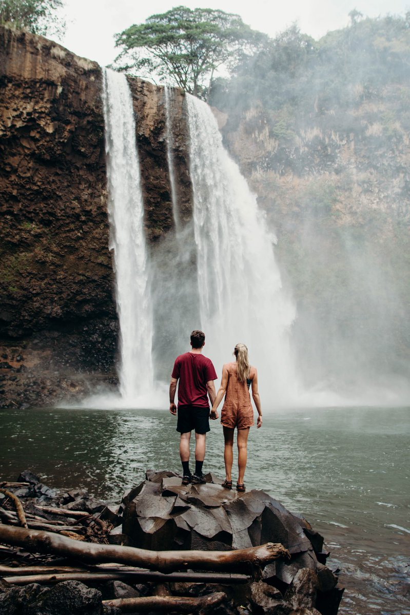 vandoitco's tweet photo. @kaitvanhoff &amp; Chad Maurer are our next #VanDOit usage recipients! Kait is the founder of #RevitalizeRetreats #yoga &amp; fitness retreats. Kait &amp; Chad are based in #SaltLakeCity, #Utah &amp; are excited to explore the #PNW. Follow their adventures @kaitvanhoff &amp; @madchaurer on Insta! 🚐 https://t.co/6zFx3iBPqa