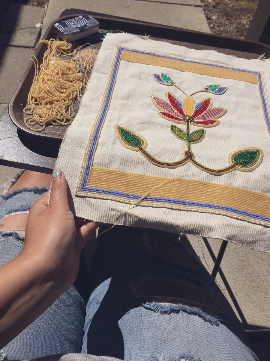 pervysagebundle's tweet image. That's the groove for today ✌🏽🖤🌸