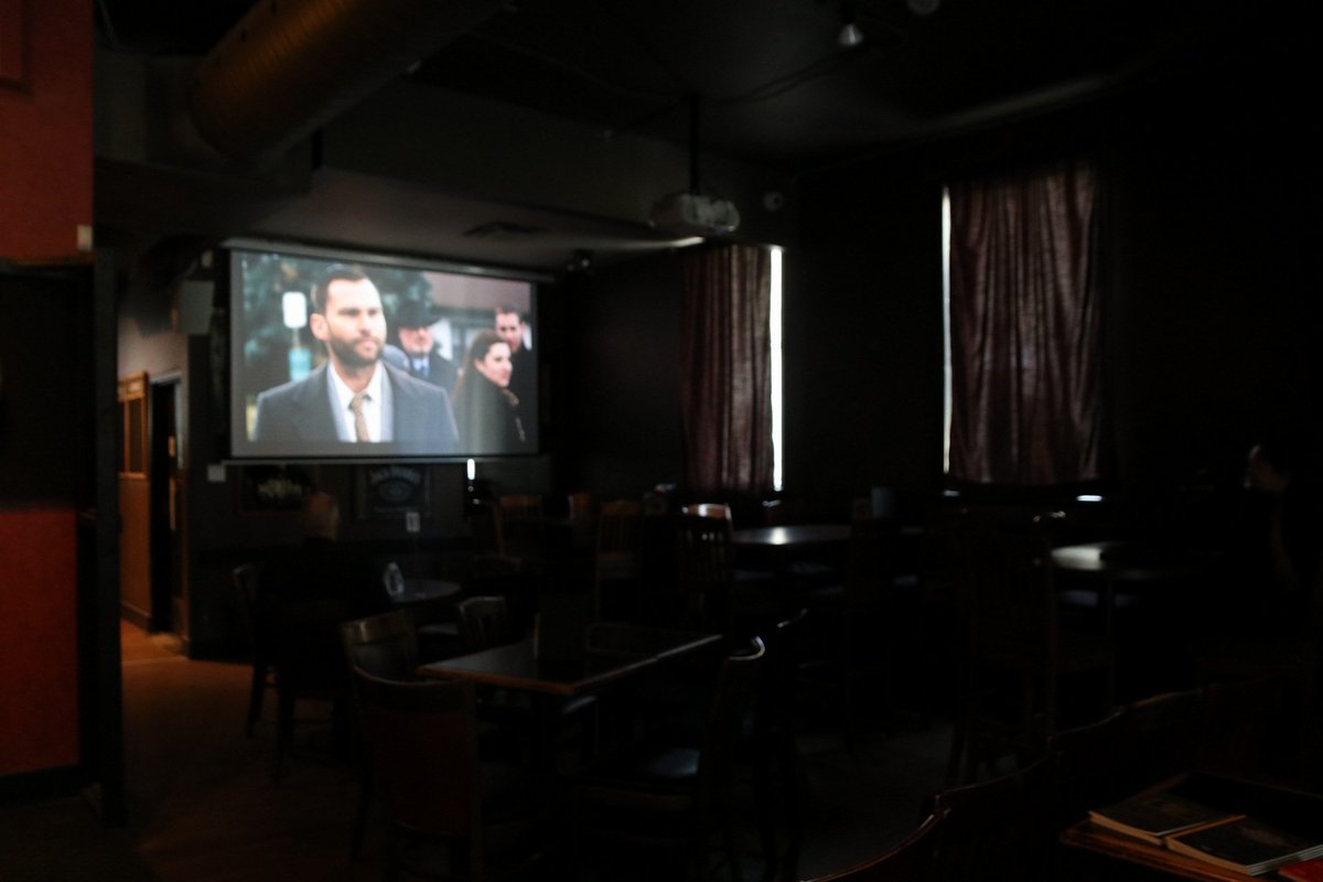GetOnSetMB's tweet image. GOON (produced by @InfernoPictures) is playing at The King's Head RIGHT NOW. be sure to also check out our #CanFilmDay tees at the venue! #filmdayintheexchange #mbfilms #winnipeg #manitoba