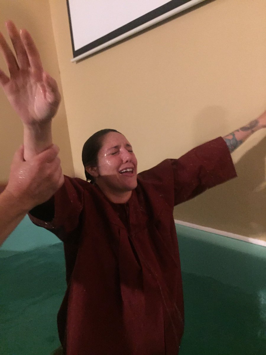 EvangelistREJ's tweet photo. 3 baptized &amp; filled with the Holy Ghost tonight in Ward Arkansas. https://t.co/qDgd46QUr4
