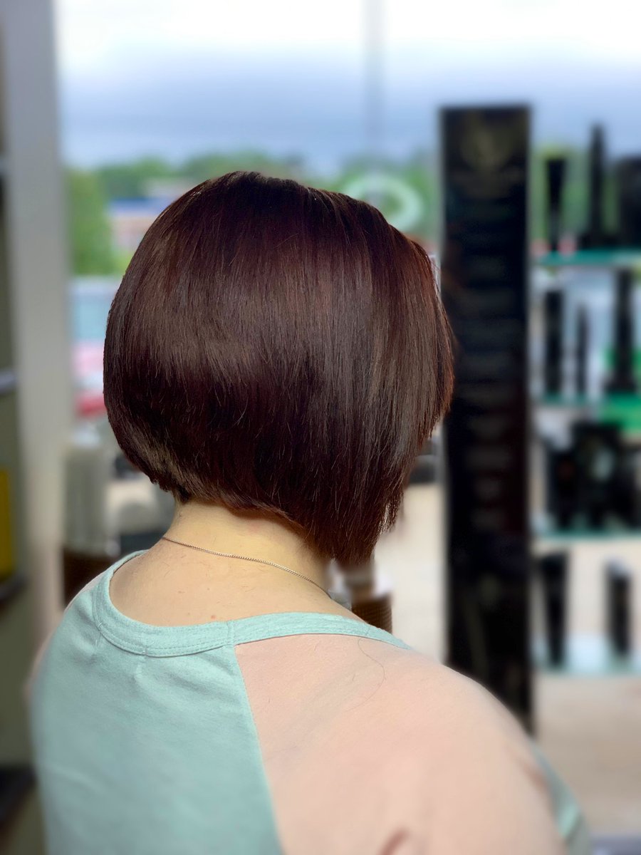 beyondfringe's tweet photo. short S T A C K E D  bob
By junior artist •Fawnna•
936-447-2887
#paulmitchellfocussalon #paulmitchellpro #iheartpm #licensedtocreate #americansalon #modernsalon #texassalon #hairstyle #hairsalon #hairstylist #behindthechair #hair https://t.co/pjnGtZZ9Yb