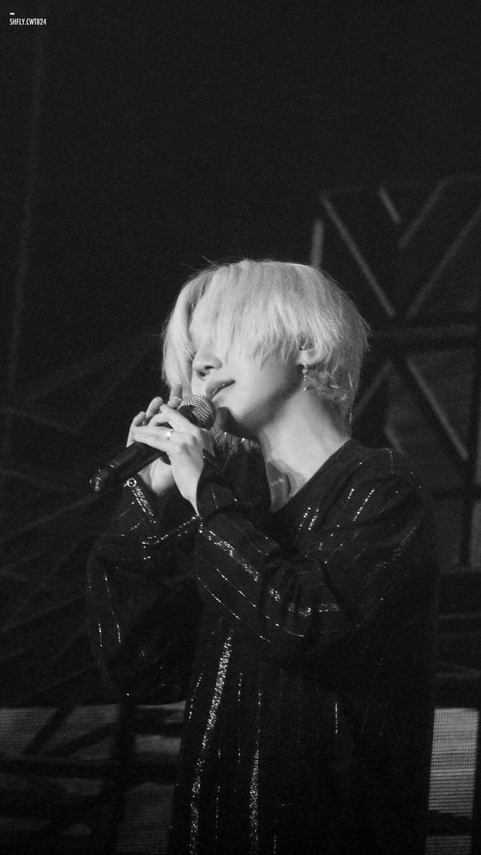 CloudyCloud1104's tweet photo. Yesung..
Happy 3rd anniversary of your solo debut..
Your voice is my happy pills..never give up our Yesung..
We'll walk beside you till the end..
Please, be happy and healthy..
🌻🌻🌸🌸
#Yesung
#예성아_넌_나의_봄  #BecauseWeLoveYesung https://t.co/goxOFEfXNZ