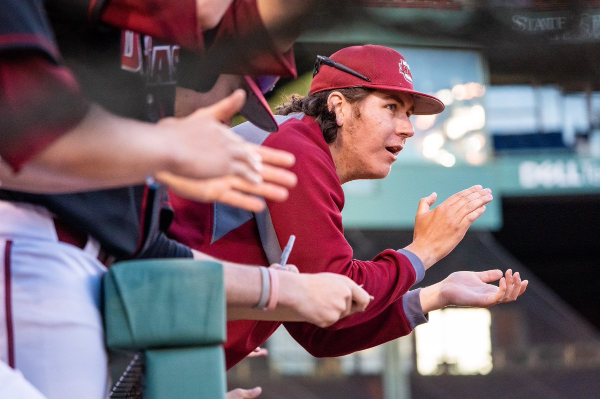jonbrynjolf's tweet photo. Tonight UMass Baseball defeated Harvard and won the Beanpot Championship! 7th in program history and 1st since 2013! #umassbaseball https://t.co/mISIrvZjF5