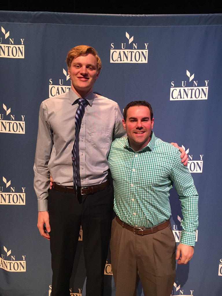 CoachBPThompson's tweet photo. So incredibly proud of these two @RoosHoops student-athletes! Andrew and Joey were recognized tonight at the Specialty Student Awards Ceremony. Both were honored for their work in the classroom and their impact on campus! #GentlemenStudentAthletes #RoosRising https://t.co/yfY0rwOrp3