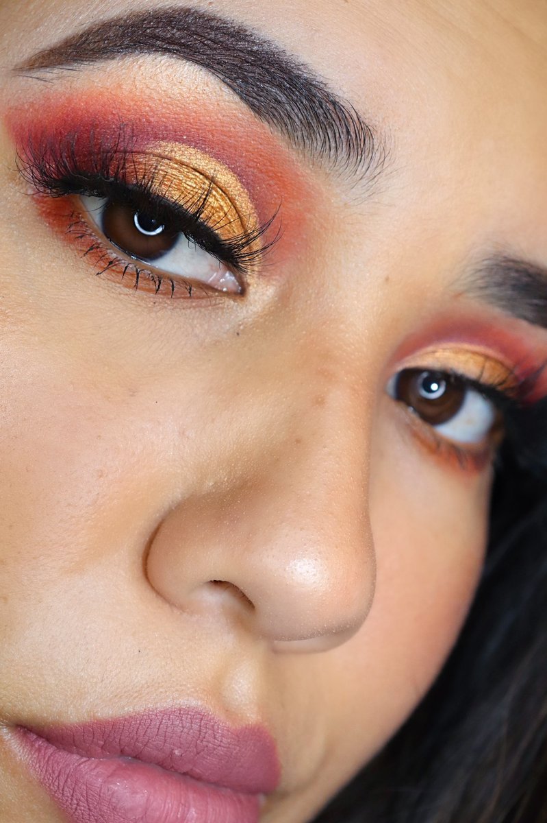 marisabella_mua's tweet photo. Berries 🍇 &amp;Cream 
@ColourPopCo bff volumizing mascara 
@ABHcosmetics x @amrezy highlight 
@MorpheBrushes x @Jaclynhill palette 
@MorpheBrushes java pomade &amp; Brow Gel 
@GLFCOSMETICS Luna Lashes 
@milkmakeup hydro drip primer 
@MorpheBrushes warm toned blush palette &amp; jealousy 💄 https://t.co/8LSI9CHwte