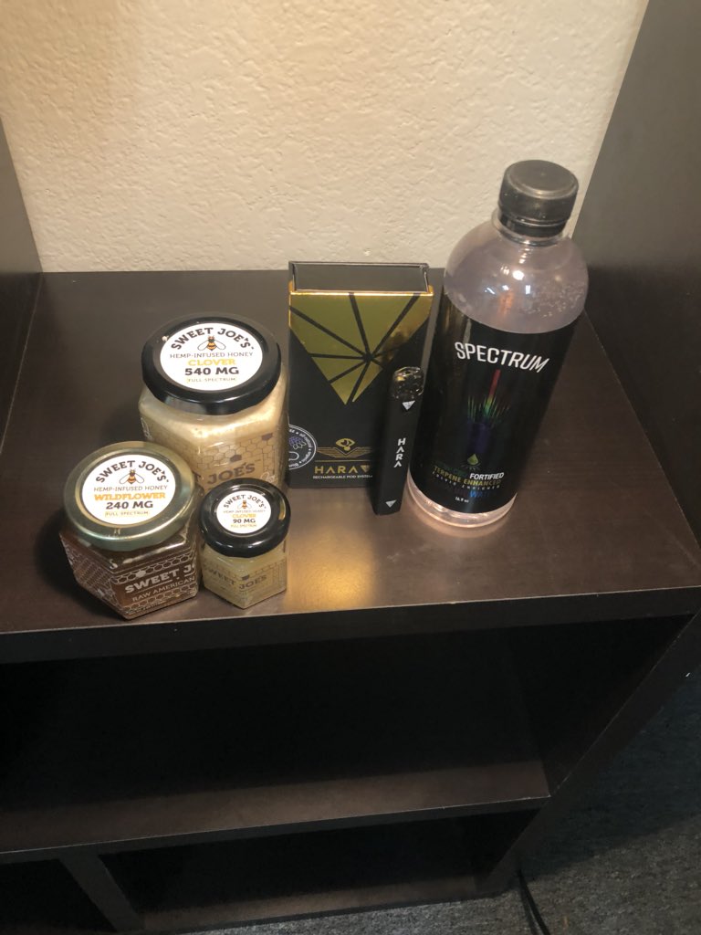azcdc's tweet image. The CBD Stash! The perfect products for your pamper! We have; Spectrum 160 mg CBD H20, Hara Flow Woke Pods each 1000 mg of 70%CBD 30%MCT, Sweet Joes hemp-infused Honey and more coming soon! For buisness inquiries please refer to info@azcdc.com or message directly for more info!