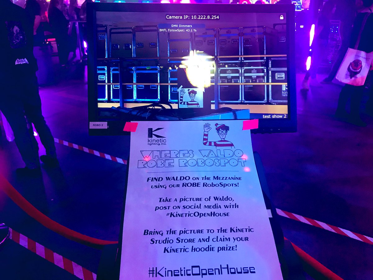 Boomer_31's tweet image. Pretty sure I blinded an employee from #KineticOpenHouse but I did find #Waldo using the #robeSpot