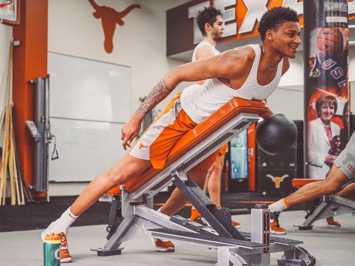 TexasMBB's tweet photo. Back to work 😤 https://t.co/MHH1xgwPJX
