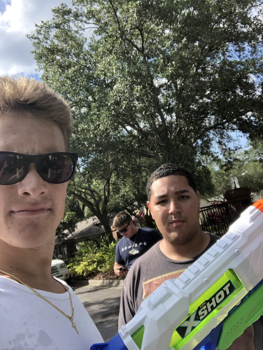 jakepowell_16's tweet photo. Team Geeked got Azra Khan, Priya Patel, David Calderon, and Ethan Deming @Ahswaterwars191 https://t.co/WoBmNvnEcY