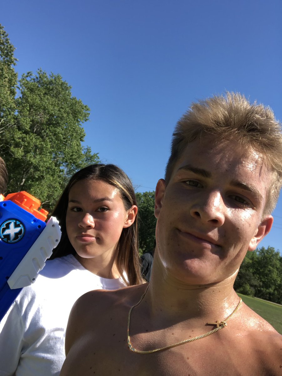 jakepowell_16's tweet photo. Team Geeked got Andrew Lara, Jake Mcdevvit, Teagan Verreux, and Elijah Barbosa @Ahswaterwars191 https://t.co/puhyxRoPCQ