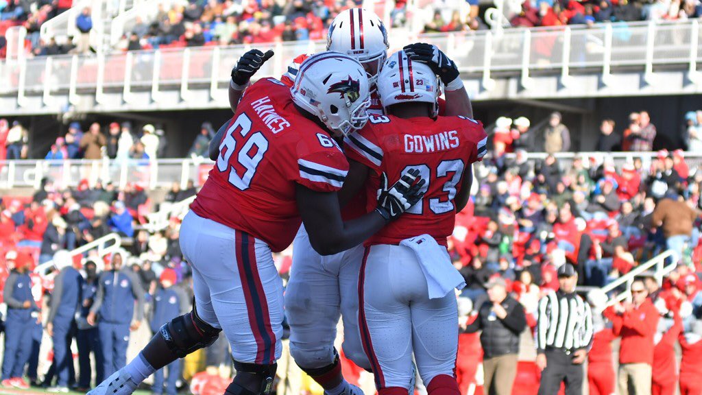 Ericsf92's tweet image. AGTG ‼️. Beyond blessed to have received my first offer to play Division 1 football at Stony Brook University!