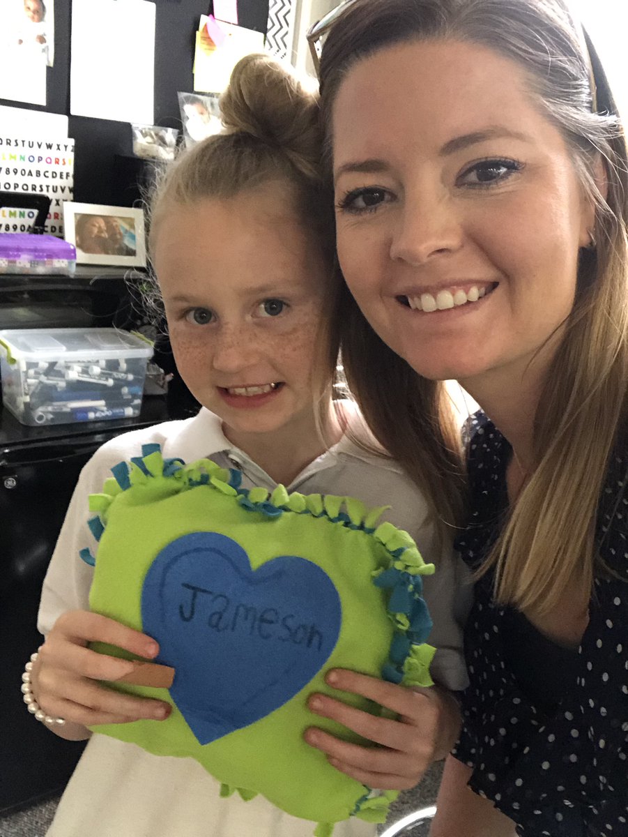 ST_elemed12's tweet photo. Two emails and a hand written letter from former students. Plus this custom made pillow for my son. All reminders of why I love teaching. 💕 #centerSD @TopDogTeaching https://t.co/RyMhuWUtuD