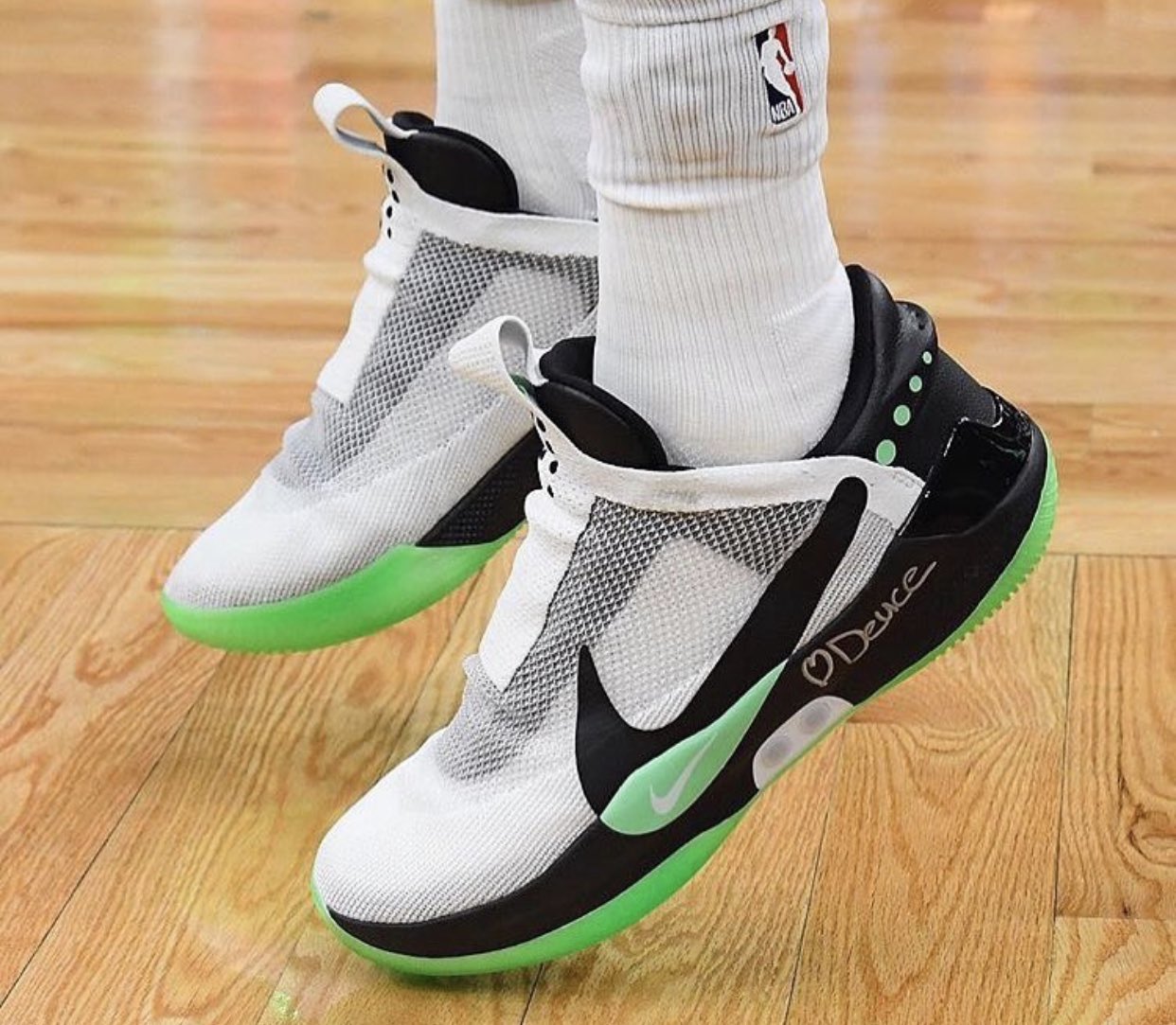 Celtics' Jayson Tatum will wear self-lacing kicks, the Nike Adapt BB