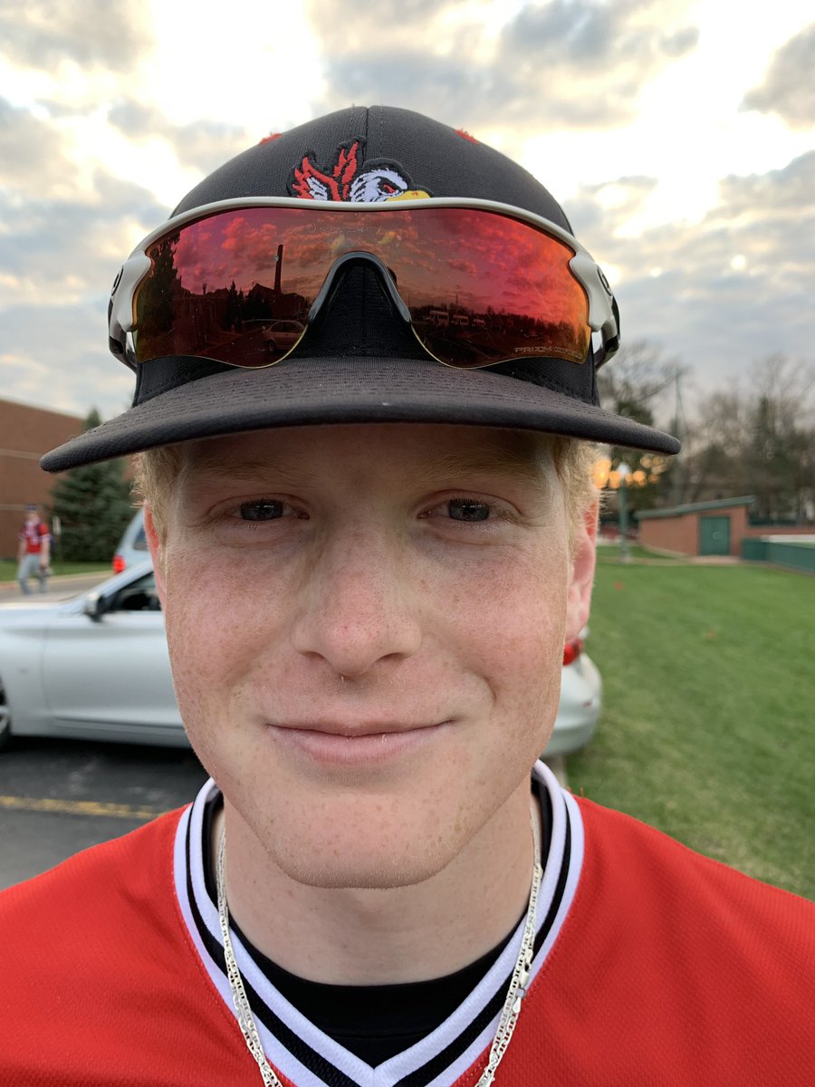 Wings take down Marmion 8-1 with the help of a two run blast by <a href="/Colingorz14/">Colin gorz</a> . Next up is Marist at home tomorrow, revenge time #boysarebuzzin #electricfactory