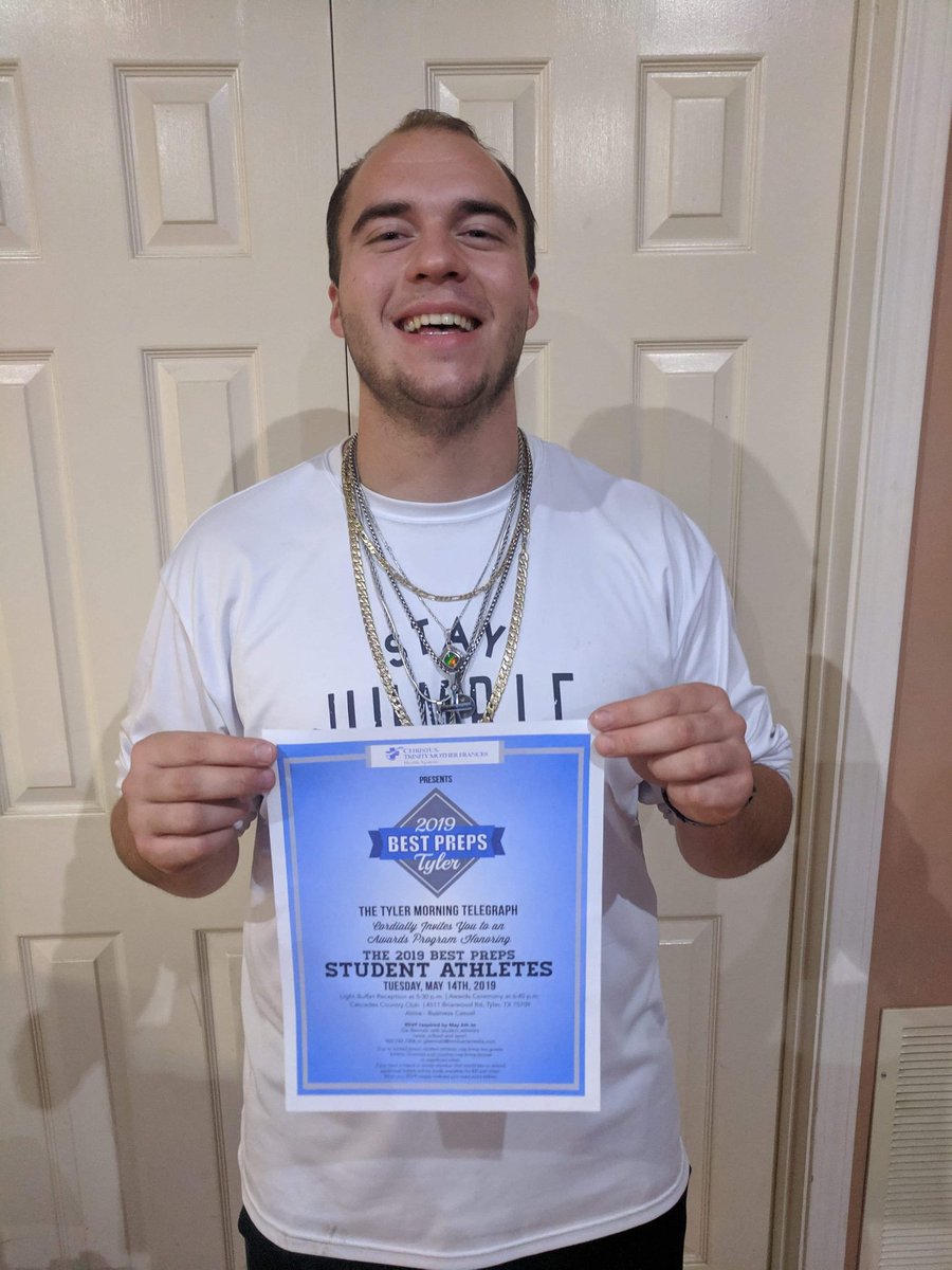 So proud of @JHousley55. He has received an award for his powerlifting and service to his community. @itstabnt  @ECUTigersFB @EvanBeaton18 @Ryan_Rumbelow @dub_coachacook @WHSPOWER #dubhouse #doublenickel #Ambush2k19 #gocats