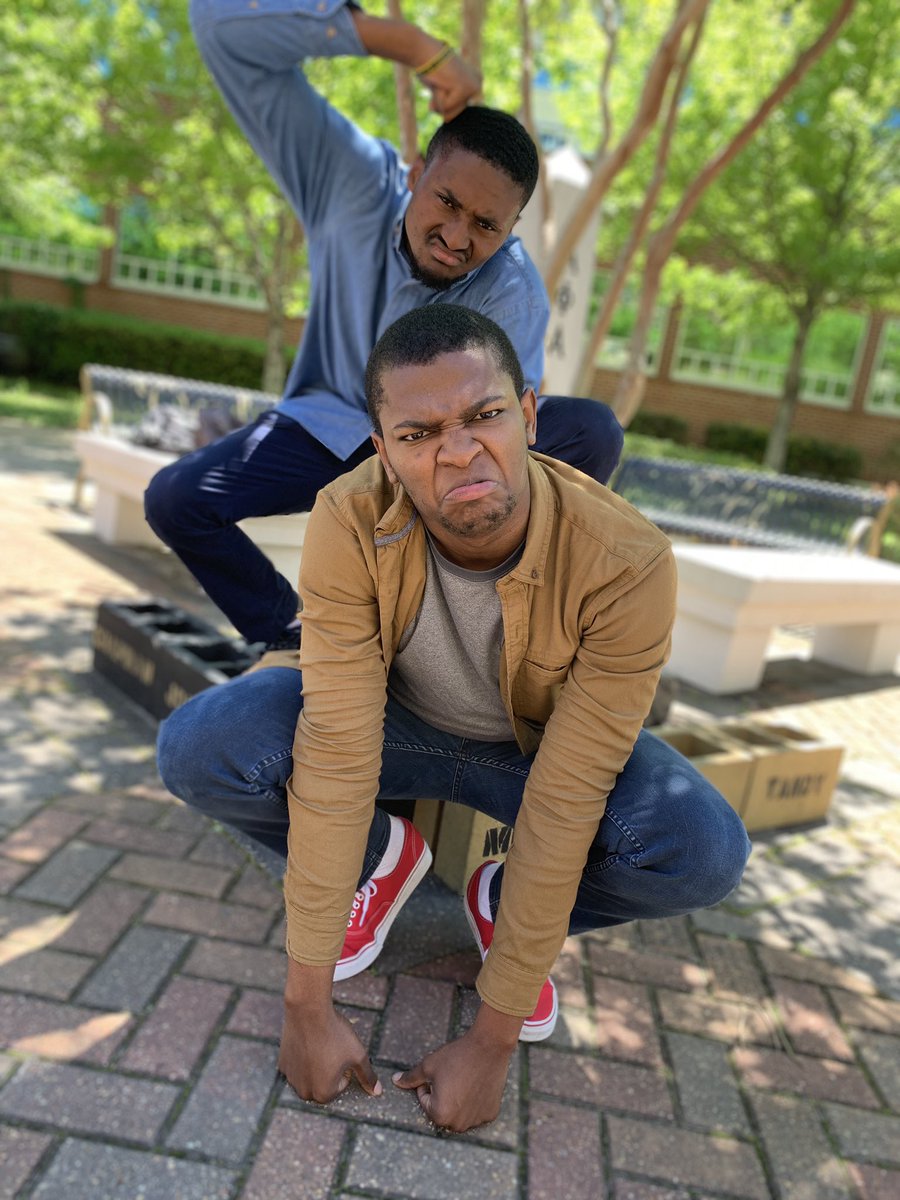 marko_spiffy's tweet photo. Protect The HOUSE at all cost 🦍 #307th https://t.co/oluYOWnKmS