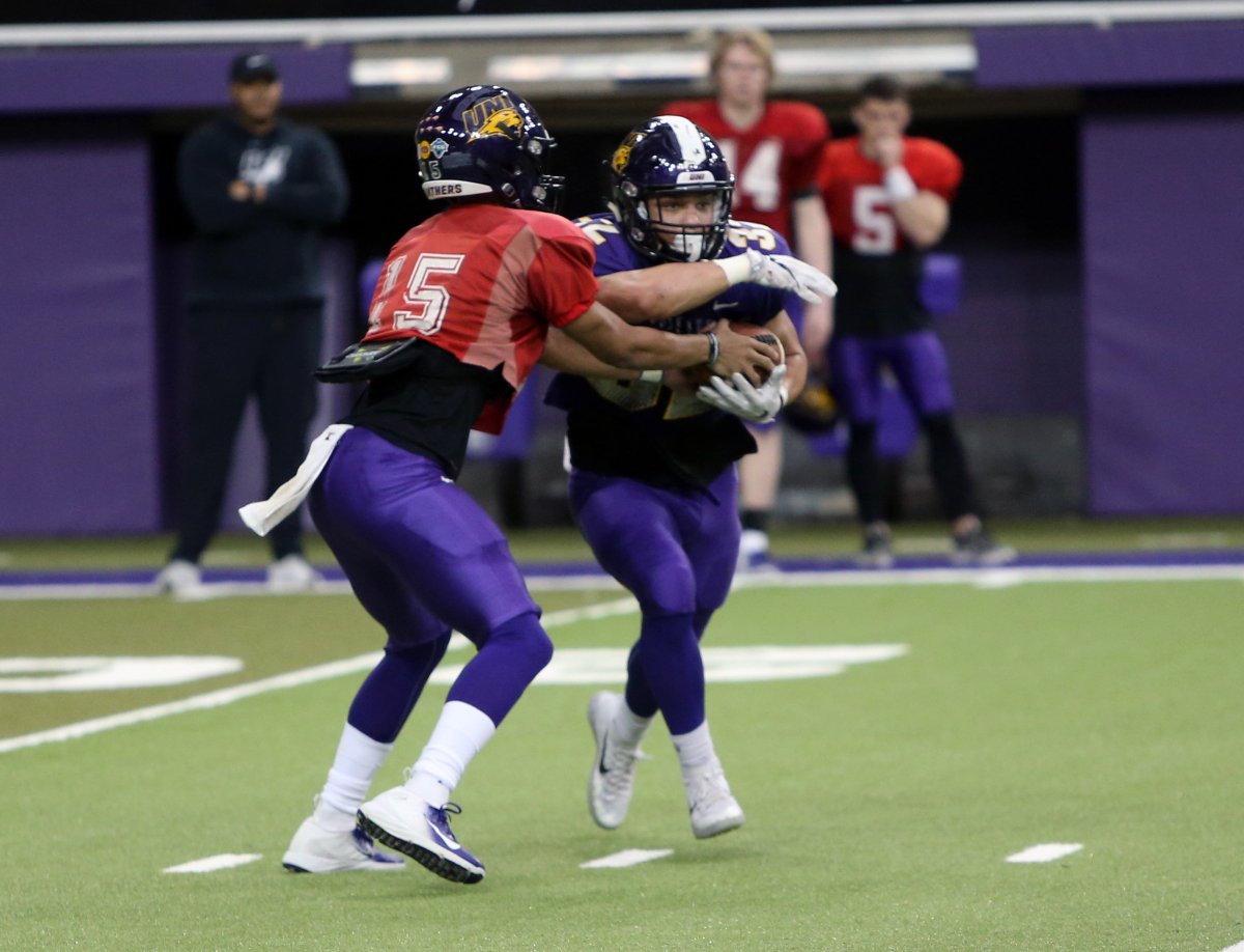 UNIFootball's tweet photo. Practice 🔟 

📷 ⬇️ 

#UNIFight https://t.co/qBzUrQsSxQ