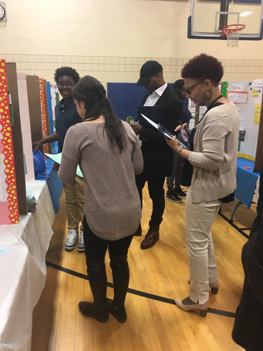 red3star's tweet photo. @mound_stem school where students completed Macro Challenges https://t.co/xniW2s59P8